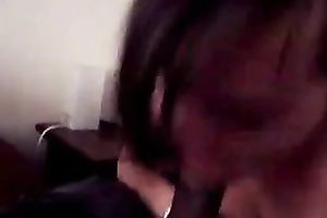 Hot mom forgets about anything in the world whilst engulfing my BBC