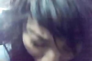 My breathtaking Asian fuckbuddy goes down on me in a car