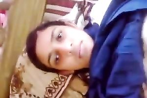 Fucking my Indian girlfriend's hairless cunt in missionary position
