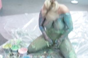 Full-bosomed non-professional golden-haired acquires obscene in impure food fetish episode