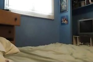 Webcam brunette hair shows her hot body and fingers her bawdy cleft