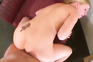 This perverted blond feels comfortable having sex with a stranger