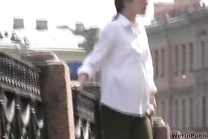 Elizabeth is not ashamed to pee her pants in a public place