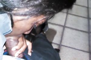 Cock engulfing harlot proves that that babe is the worth the money