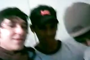 I am a very experienced wench and I know how to give a wonderful oral job