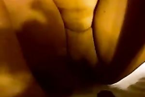 Pounding my dark brown Indian auntie untill that babe reaches agonorgasmos