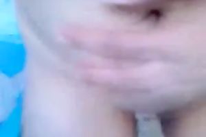 Sizzling sexy Pakistani GF is stripping for me on camera