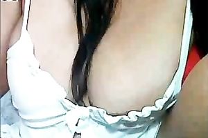 My girl can put u in a trance using her massive zeppelins