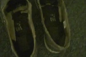 Brunette floozy demonstrates her feet for the camera