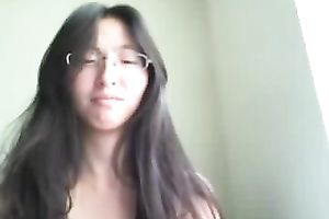 Here this babe comes another time on cam slender and cute as always