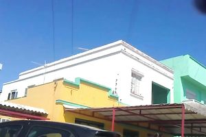 Sizzling sexy bombshell with large ass has no idea I am following her