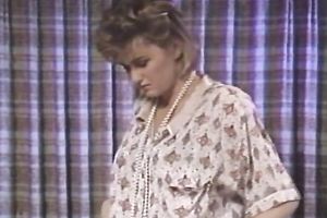 Horny blonde haired bitch seduces her hawt girlfriend