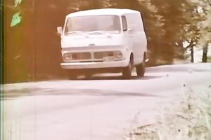 Blond head filthy hoe with diminutive mangos gives hardcore weenie engulf to stinky dawg