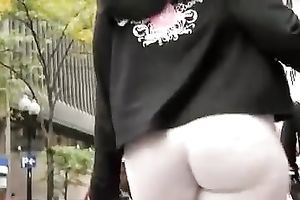 This gorgeously hawt chick with large jiggly arse makes me thirsty