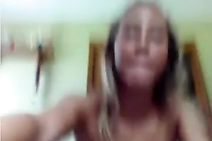 Hot blondie strips and oils up her merry natural titties