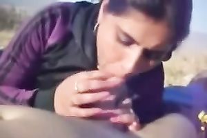 Indian dilettante white wife somehow knows how to play with cumload