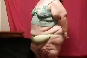 That sex-starved floozy was so hungry that I though this babe would drink me alive