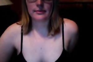 Warming up in front of webcam in advance of anal masturbation