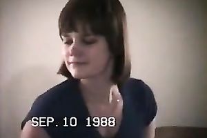 My hawt girlfriend knows to put on a wonderful striptease show for me