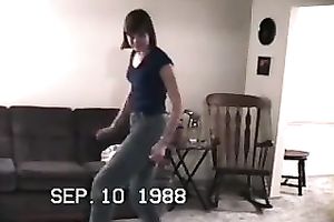 My hawt girlfriend knows to put on a wonderful striptease show for me