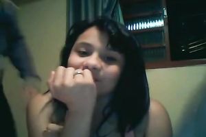 Lustful angels show off their well-formed booties and mangos