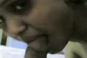 Cute Sri Lankan girlfriend blows my Indian ramrod on intimate tape