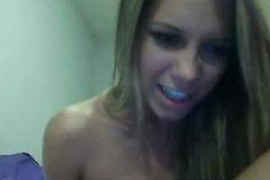 Mind-blowing solo with a marvelous cam golden-haired chick