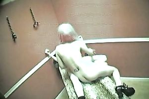 Hidden livecam scene with a dude getting his shlong sucked by a hooker