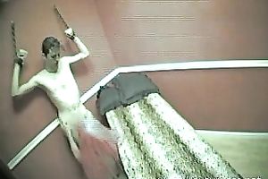 Hidden livecam scene with a dude getting his shlong sucked by a hooker