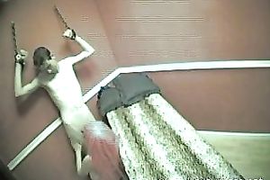 Hidden livecam scene with a dude getting his shlong sucked by a hooker