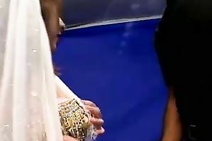 Wild and filthy Indian tramp is serving males with oral