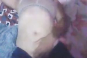 Plump floozy knows how to give admirable head and fuck like nobody