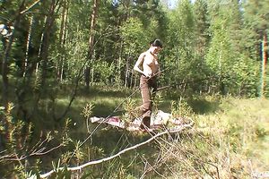 Hot tart acquires ful exposed at the lake and fondles herself