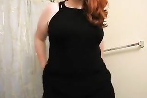Slutty big beautiful woman bimbo is showing off her heavy a-hole