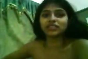 Amateur Paki sweetheart shows her undressed body and gives a sexy oral-stimulation