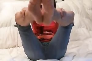 I love showing my freaking charming feet to my online viewers