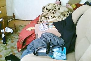 Amateur pair bang in front of a livecam in the morning