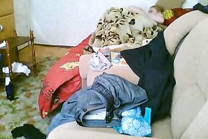 Amateur pair bang in front of a livecam in the morning