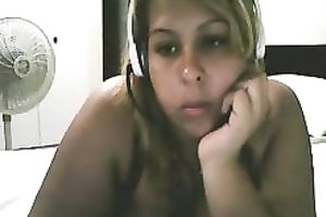 Sad and overweight livecam doxy shows her large wazoo for the livecam