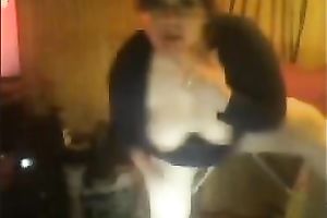 This voluptuous livecam charmer get to be proud of her great curves