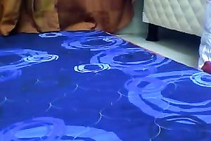 My paramour allows me to fuck her pussy and fill it with cum