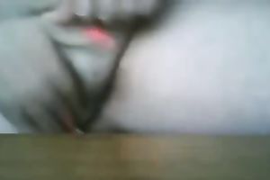 Busty webcam milf fingers her fur pie in hardcore solo movie