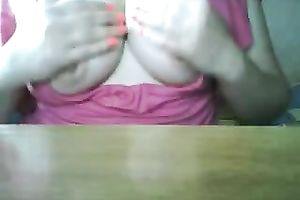 Busty webcam milf fingers her fur pie in hardcore solo movie