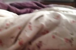 I play with my uncut wang while that babe plays with her muff in hose