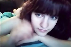 My red-haired girlfriend can't live without playing with her tasty love bubbles
