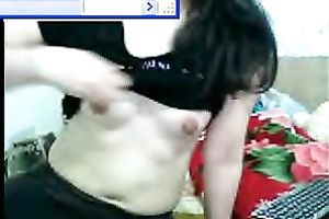 Slutty Asian woman demonstrates her natural pantoons for the livecam