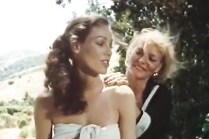 Beautiful slutty wife Annette is getting her coochie licked outdoor