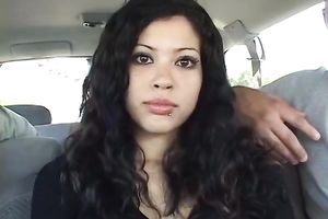 Joyful Latina honey gives precious oral stimulation for specie