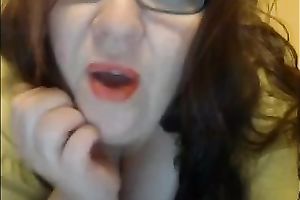 Plump webcam slut with biggest knockers is driving me crazy