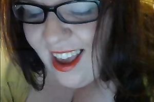 Plump webcam slut with biggest knockers is driving me crazy